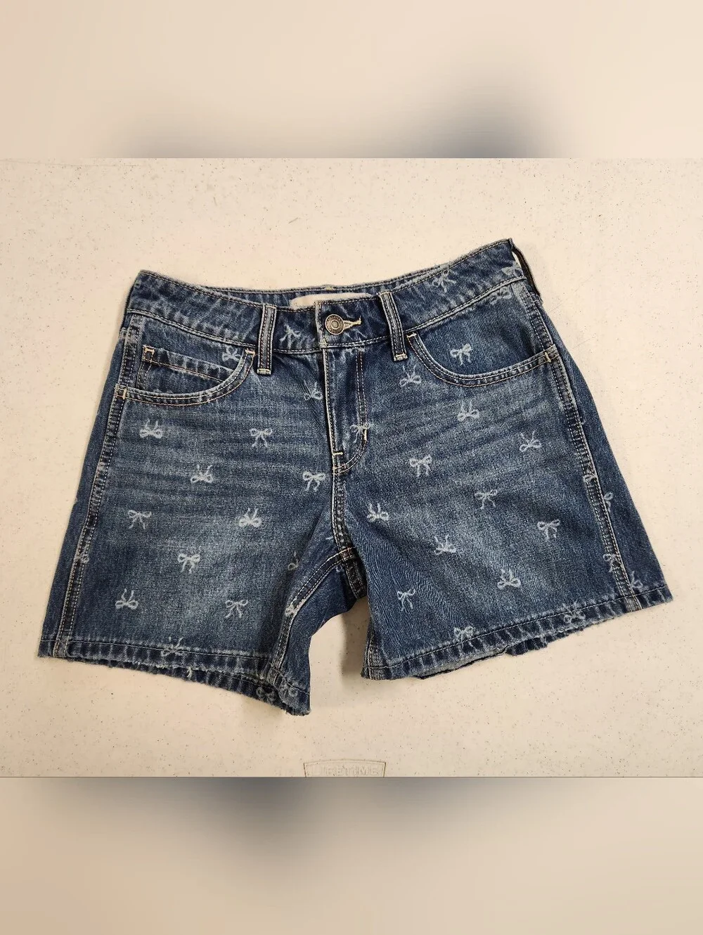 Hollister Low Rise Baggy Bow-Print Denim Shorts